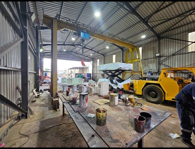 3,500M² FACTORY FOR SALE IN ANDERBOLT